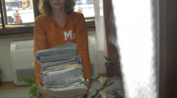 carausii tacuti din palatul de justitie