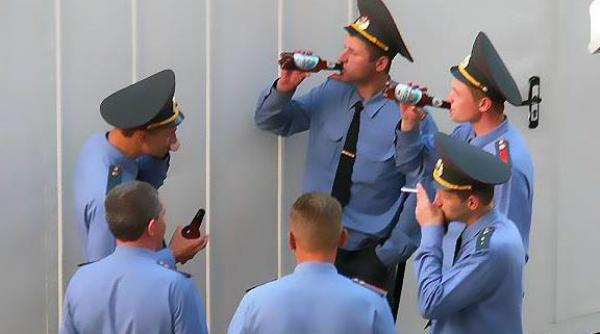 icirc ntrebari enervari mirari