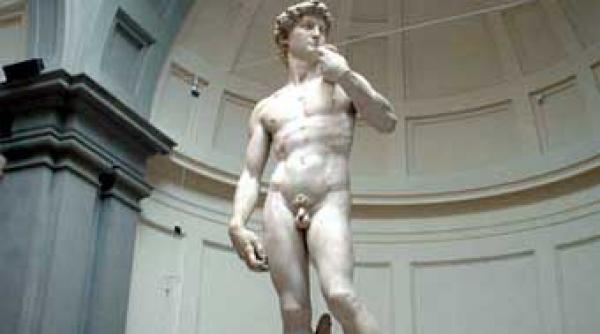 italia statuia lui david va fi mutata la periferia florentei