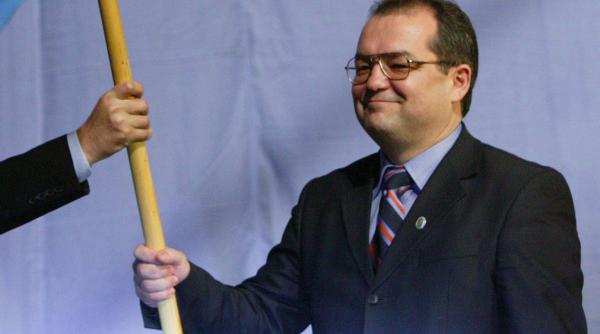 adevarata cadere a domnului boc