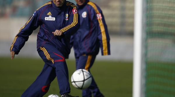 piturca emana optimism