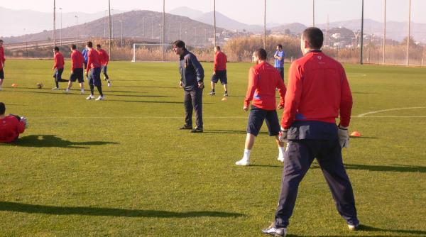 steaua icirc ncepe treaba in insula afroditei