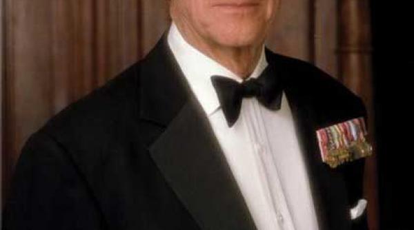 printul consort philip a intrebat o pe cate blanchett daca poate sa i repare un dvd player