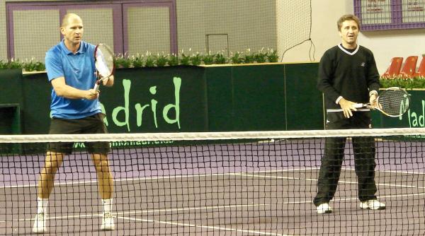 icirc n formatie completa