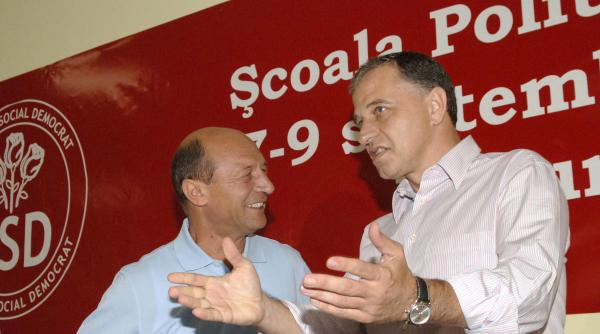 geoana pinocchio pentru basescu