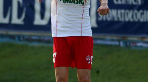 dinu il lauda pe zicu