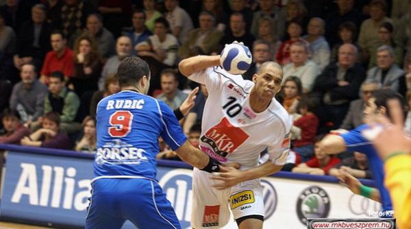 handbal steaua aproape eliminata