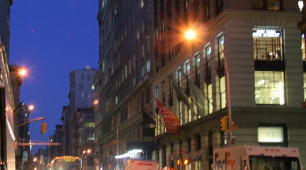 rafuiala in cartier un mort si trei raniti