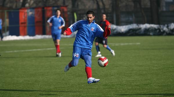 cristocea imprumutat la uta