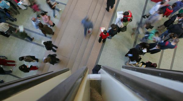 distractia pe lista de examene obligatorii