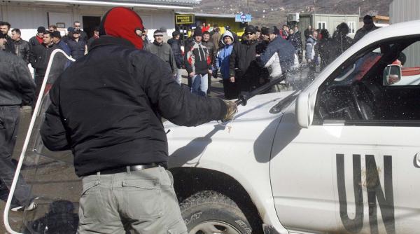 jandarmii romani au intervenit in kosovo