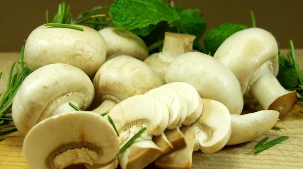 ciuperci in loc de carne