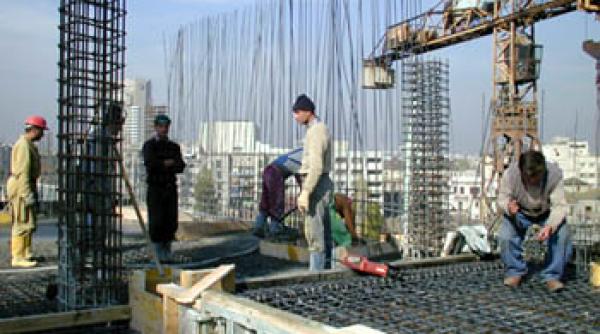 forta de munca din ce in ce mai scumpa