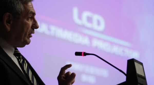 precautie pe piata locuintelor