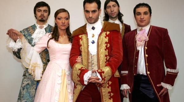 claudiu mirica ii canta margaretei