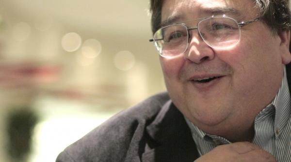 cu 20 de ani in urma sua