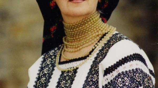 sofia vicoveanca trandafir de bucovina