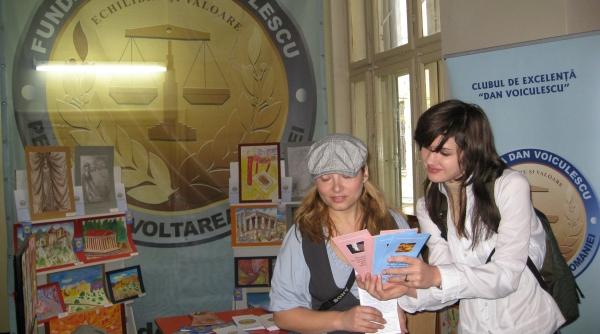 din nou printre tineri