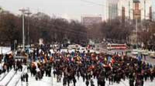 moldova aniversarea unirii scoate lumea in strada