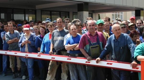 s a declansat greva generala la dacia pitesti