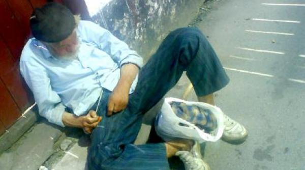 zeci de oameni fara adapost au fost evacuati din canalele capitalei cu ocazia summitului nato