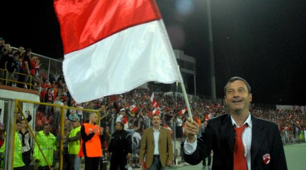 dinamo s a intors rednic