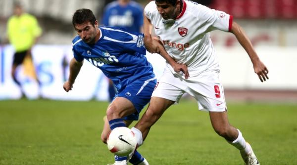 dinamo pandurii 1 2 cu botul pe labe