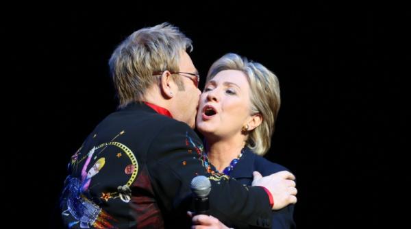 sua hillary clinton si banii lui elton john