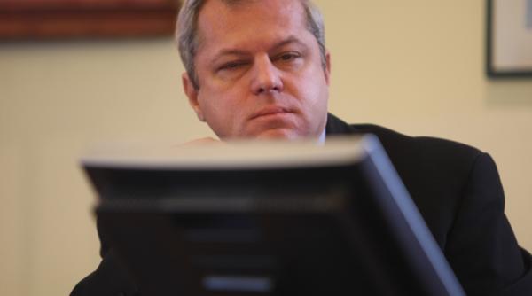 can ciocan avertizat de mira