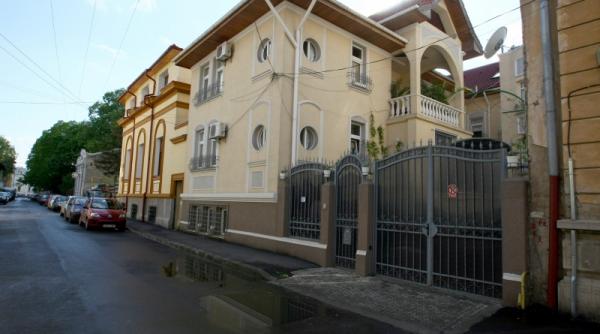 scandal pe casa de la mitrea