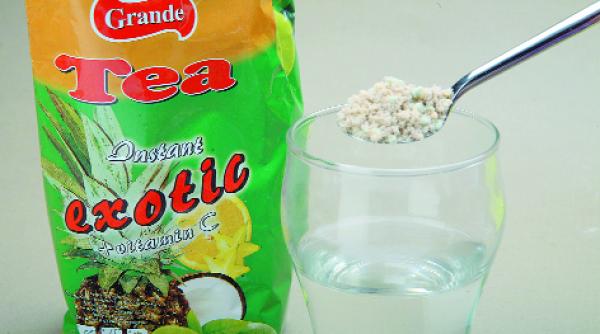 ceai facut din arome sintetice