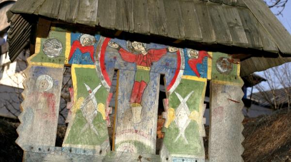 sfinta si marea marti denia de luni seara