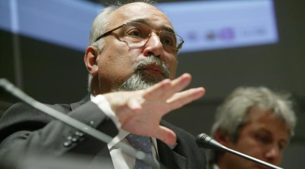 creantele externe confiscate de guvern