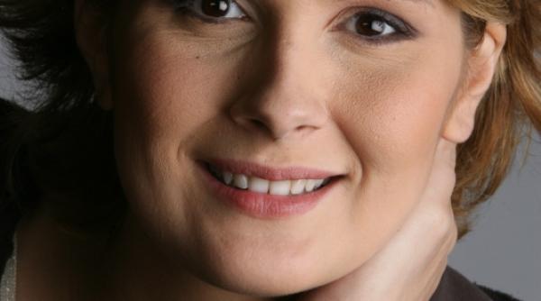 astazi e ziua ta alessandra stoi shy cescu