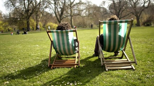 luati va costume de baie de 1 mai