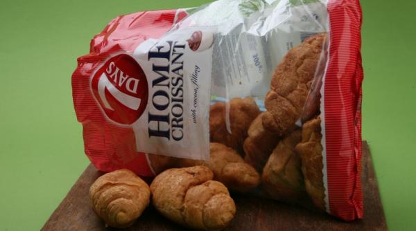 croissant cu margarina
