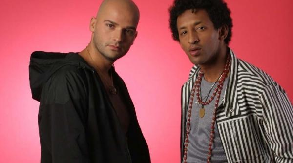 icirc n alb si negru turneu muzical cu meci de fotbal inclus