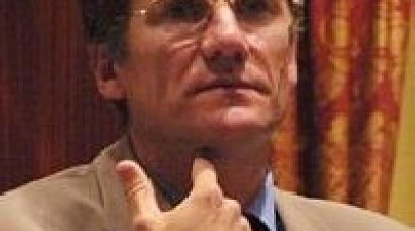 loti boloni asteptat cu bratele deschise in giulesti