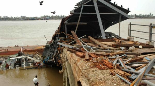 tragedie reeditata zeci de mii de morti in myanmar