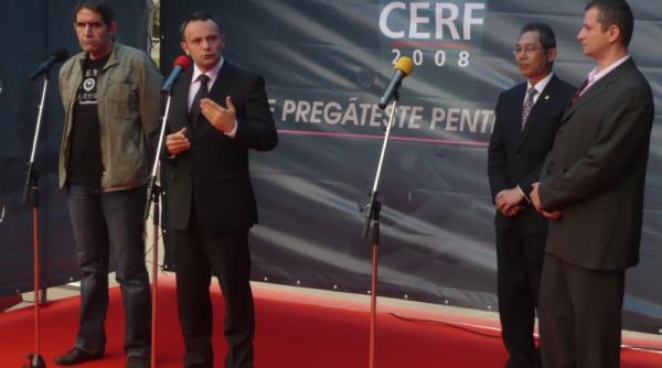 cerf in descompunere