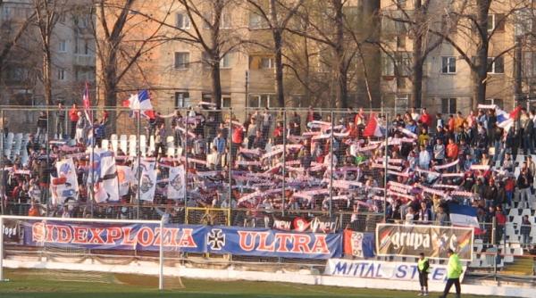 liga 1 autocarul echipei poli iasi devastat de huligani la galati