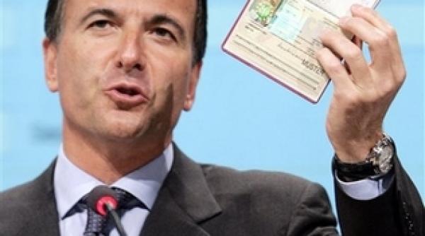 franco frattini cetatenii care nu sint din spatiul schengen trebuie amprentati la frontiere