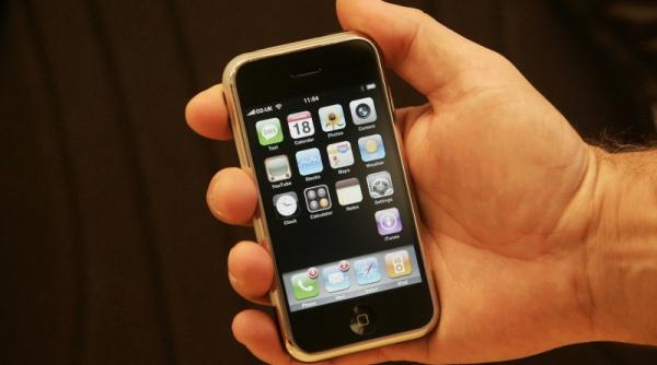 iphone oficial in romania