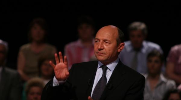 presedintele blat cu politicieni corupti