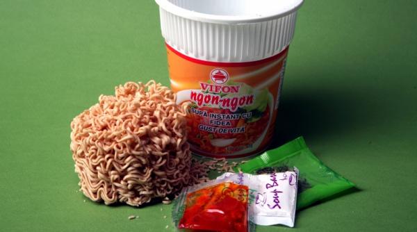 instant noodle doar cu aroma de vita