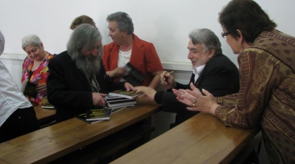 paunescu inapoi la odobescu