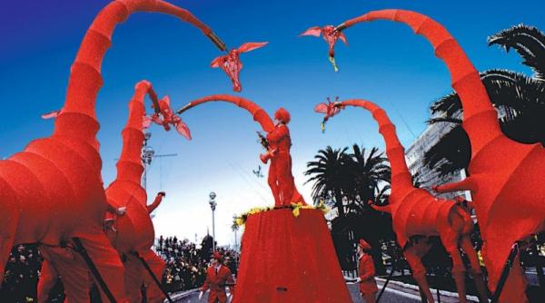 suspendati in bucuresti