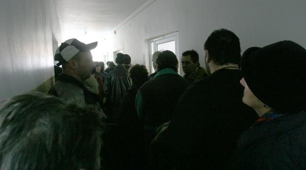 functionarul frate cu dracul