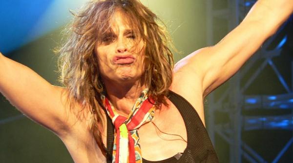 steven tyler s a internat intr o clinica pentru dezintoxicare