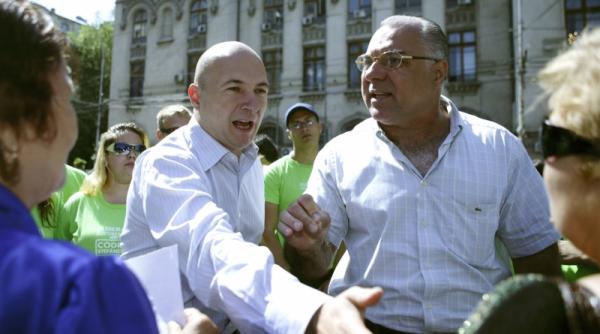 actiune pc miting pentru chiriasii evacuati